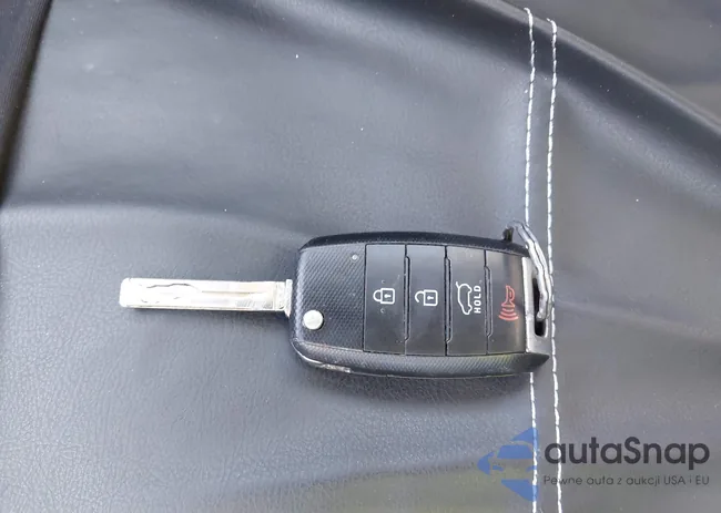 KNDPB3AC8F7670642: 44330200