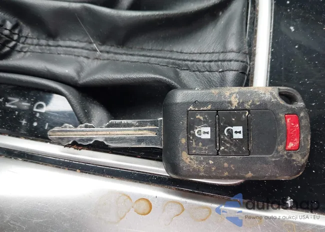 JA4ATUAA7PZ000524: 44330232