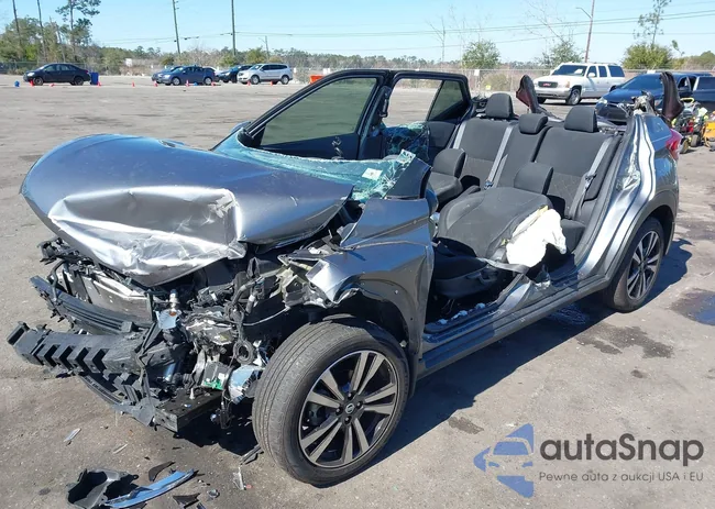 3N1CP5CU5JL517628: 44330234