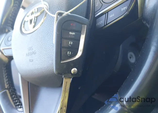 4T1G11AK4MU560292: 44330334