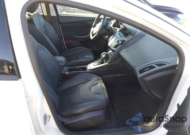 1FADP3F21FL314051: 44330522