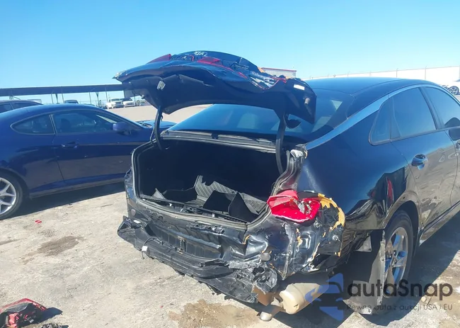 5XXG24J27MG004762: 44329586