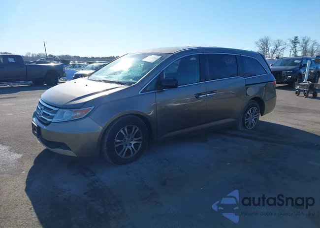 5FNRL5H44CB010653: 44329592