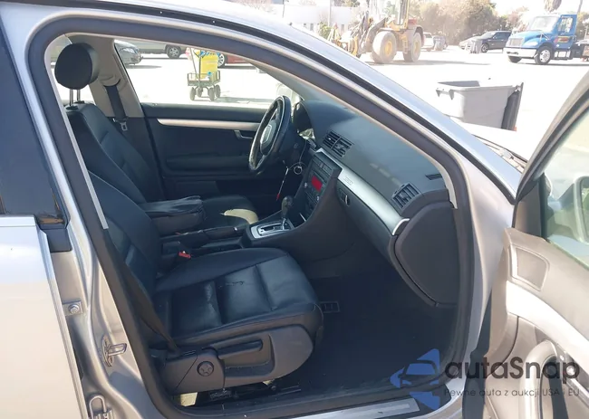 WAUDF78E77A213117: 44329606