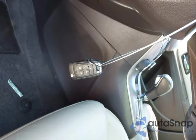 1G1PE5SB4E7146310: 44329607