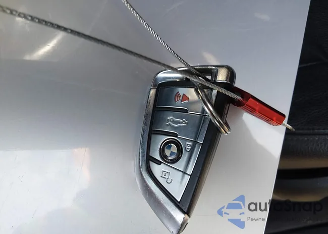 5UXKR0C53G0S92077: 44329653