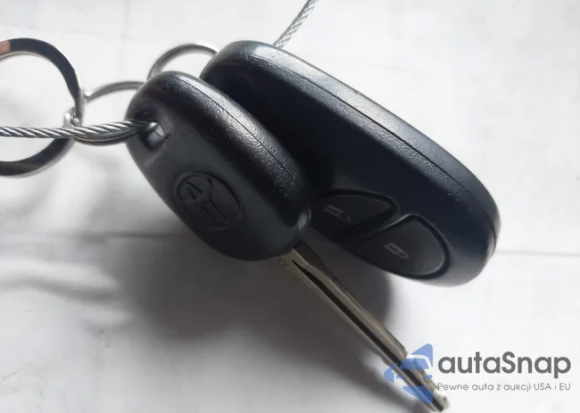 5TFSY5F13EX166607: 44329680