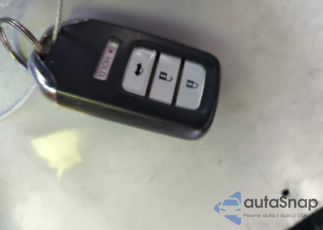 1HGCR2F83DA178594: 44329737