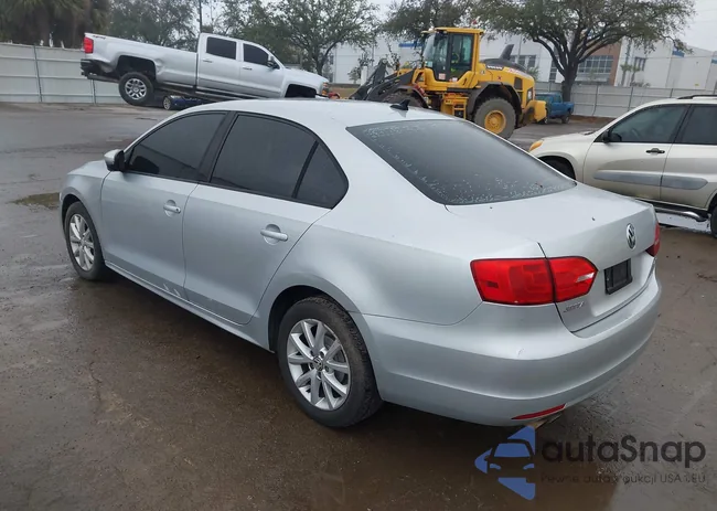 3VWDX7AJ0BM304049: 44329793