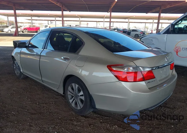 1HGCR2F30DA200071: 44329832