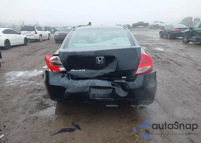 1HGCS1B3XBA016757: 44329881