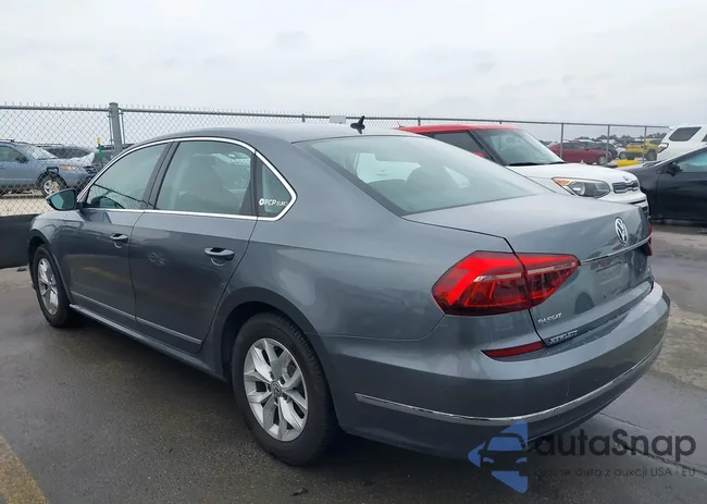 1VWAT7A37HC008911: 44331057