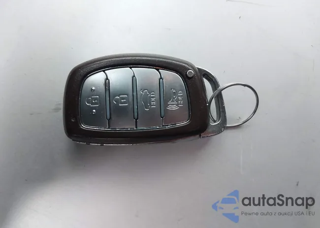 5NPE34AF0KH747207: 44331082