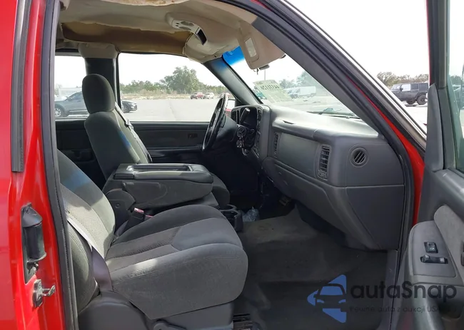 1GCEC19T33Z284983: 44331120