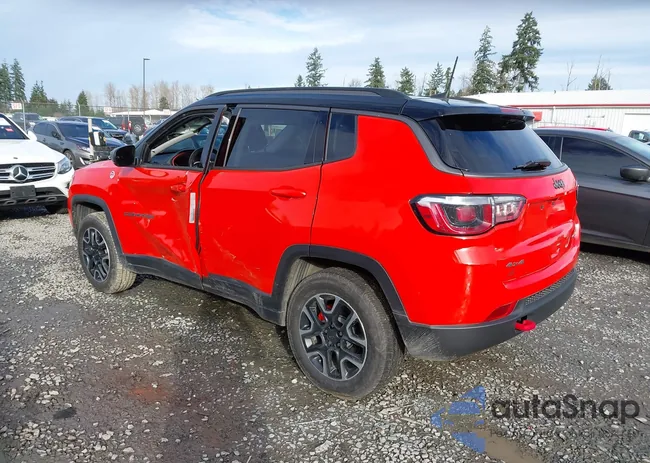 3C4NJDDB6JT484072: 44331180