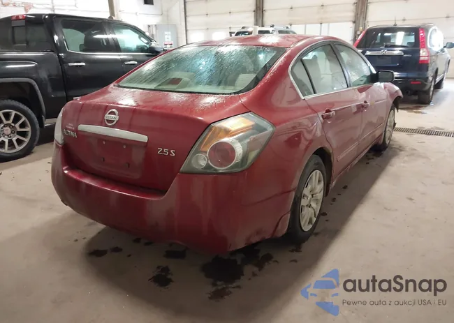 1N4AL21E99C108006: 44331187