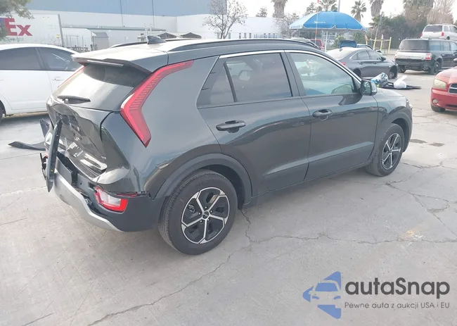 KNDCR3LE5P5082462: 44331238