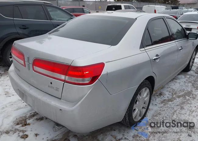 3LNHL2GC4BR772358: 44331258