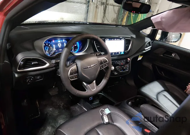 2C4RC1BG2TR175245: 44331370