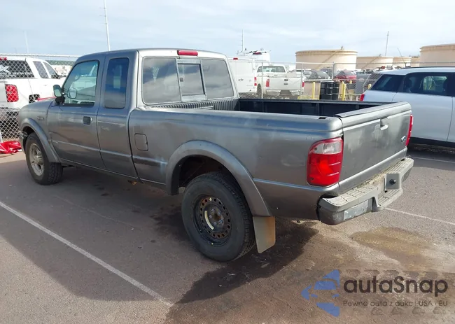 1FTYR44U34PB40957: 44331383