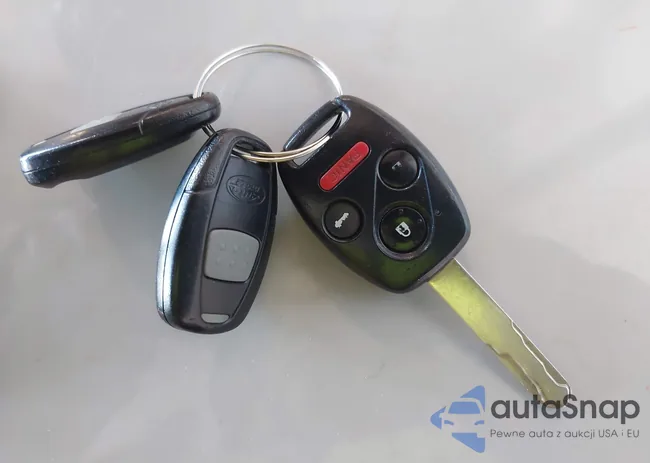 1HGCS127X8A024093: 44331397