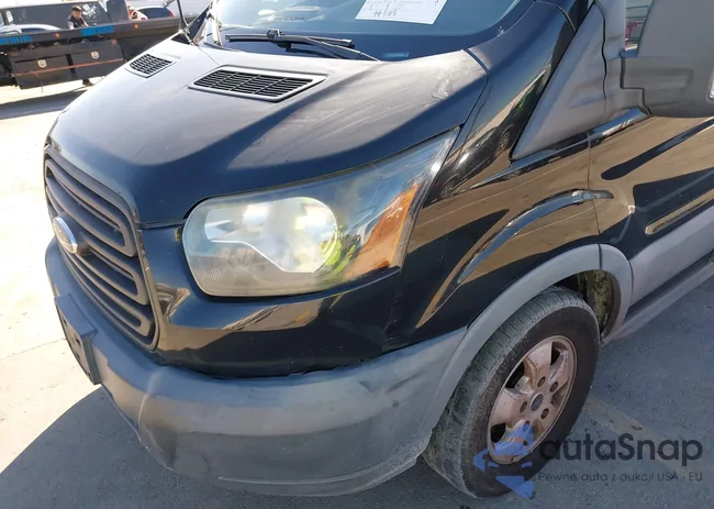 1FTYR2XM7HKB54668: 44331398