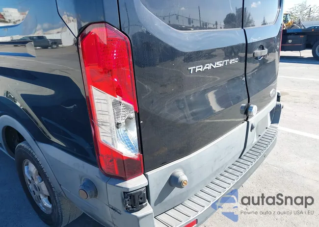 1FTYR2XM7HKB54668: 44331398