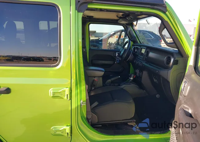 1C4HJXDG7JW241228: 44331442