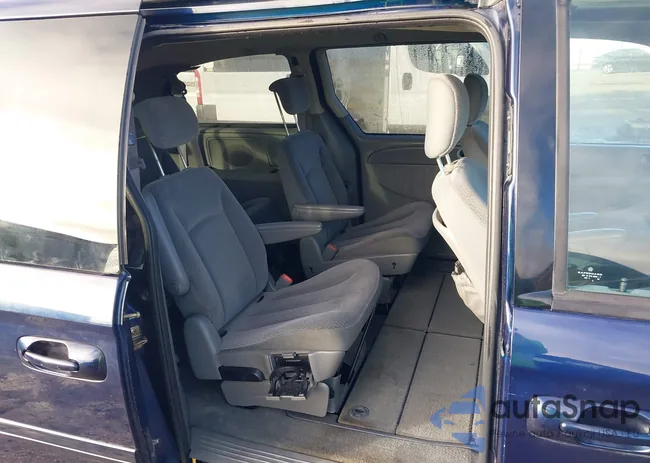 2A4GP44R16R707806: 44331444