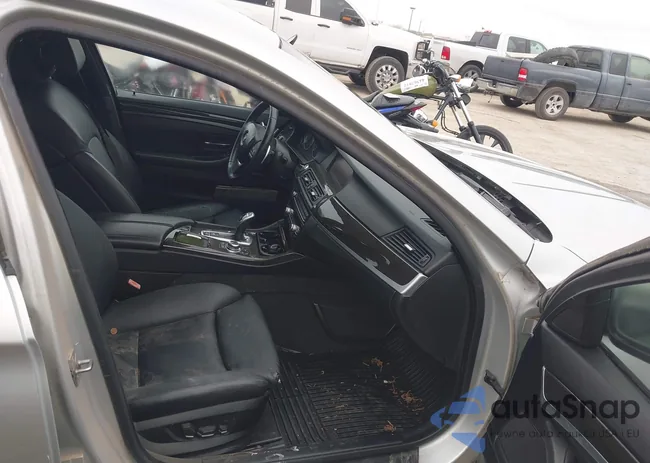 WBAXG5C54CDX02329: 44331506