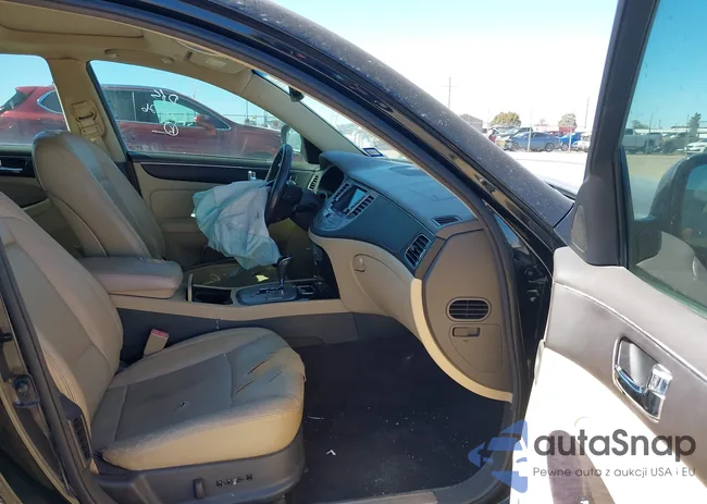 KMHGC4DE9BU114802: 44331529