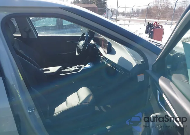 KNDC3DLC2P5158564: 44331555