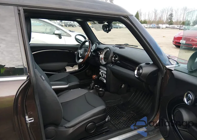 WMWML33578TN67718: 44330669