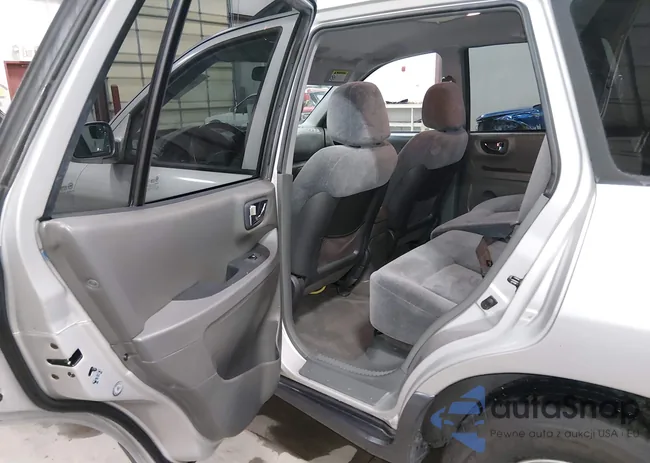 KM8SC73DX3U460105: 44330672