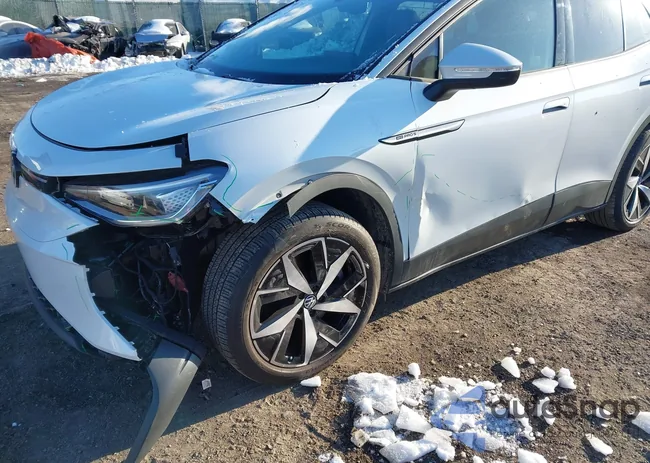 1V2WNPE88PC040658: 44330678