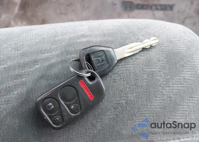 5FNRL18682B046953: 44330692