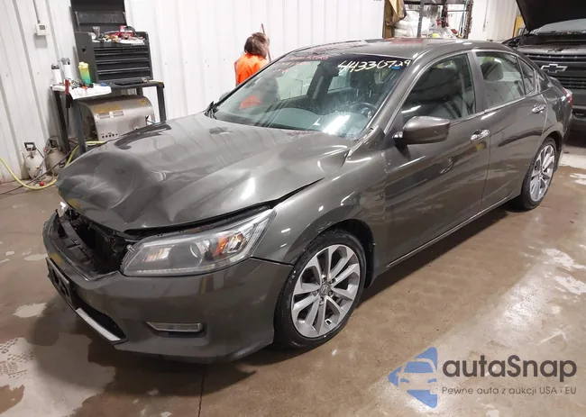 1HGCR2F55DA061170: 44330729