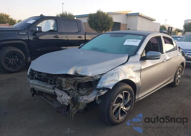 1HGCR2F39HA206845: 44330801