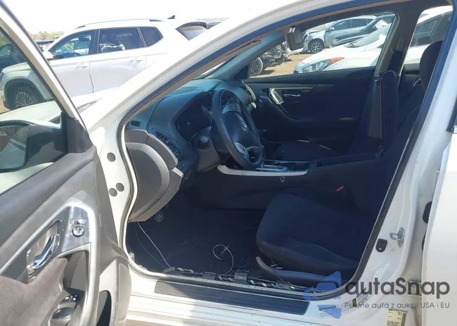 1N4AL3AP3DC288082: 44330880