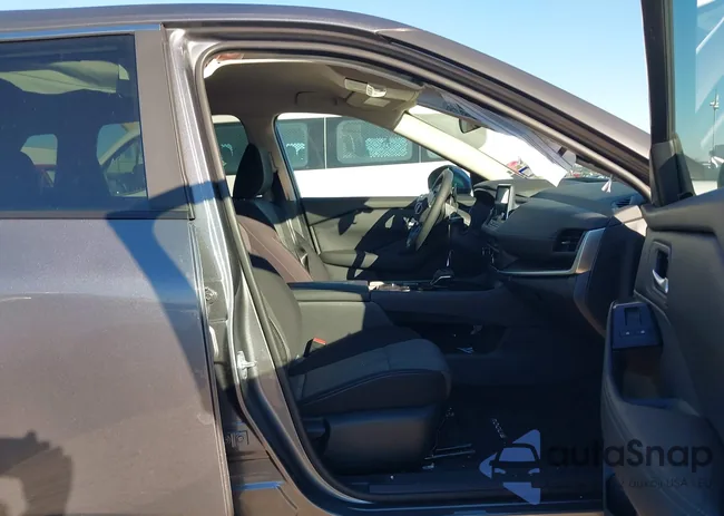 5N1BT3BA6TC749102: 44330897