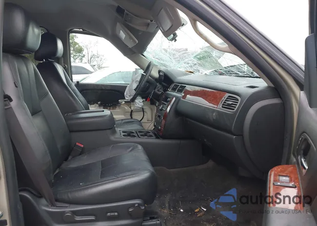 1GNSKBE02DR240795: 44330898