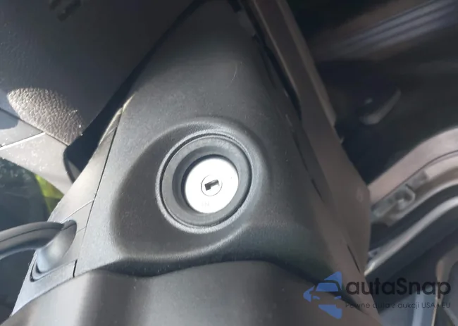 3FA6P0H73ER112926: 44330962