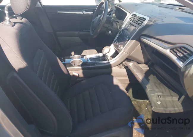 3FA6P0H73ER112926: 44330962