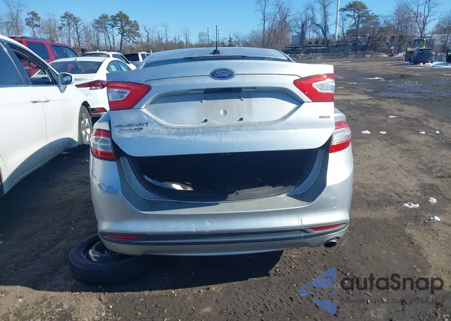 3FA6P0H73ER112926: 44330962