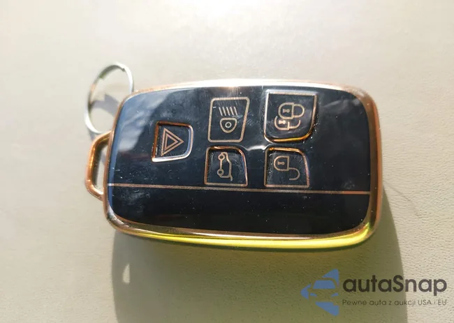 SALWR2VF4GA556379: 44332033