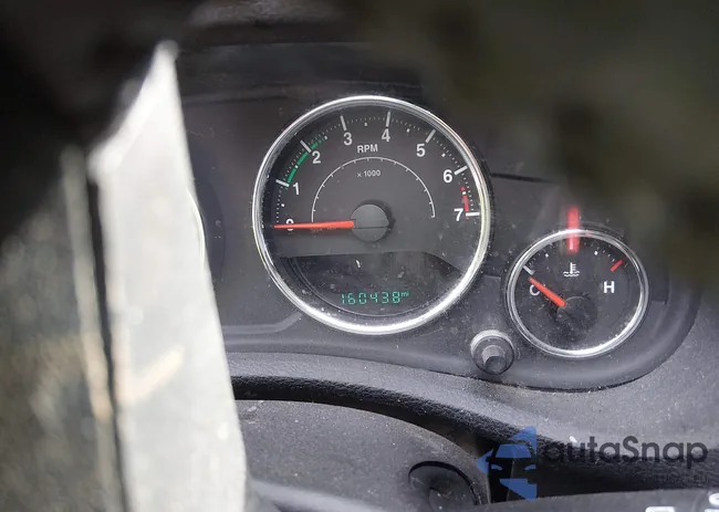 1C4BJWDG5JL837780: 44332085