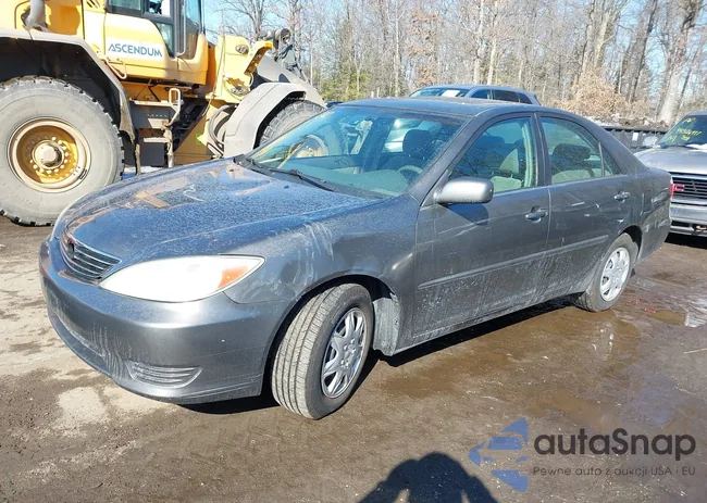 4T1BE30K95U567963: 44332188