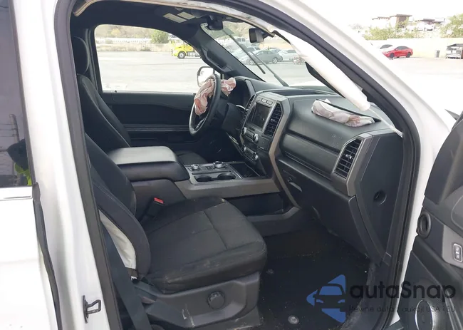 1FMJK1JT8KEA38655: 44332249