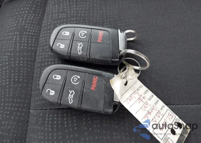 1C3CCCAB0FN568979: 44332275