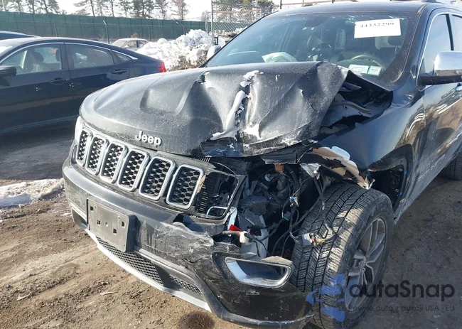 1C4RJFBG0JC437093: 44332299